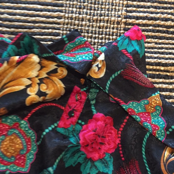 Vintage Floral Design Laura & Jayne Petite Blouse - Picture 5 of 5